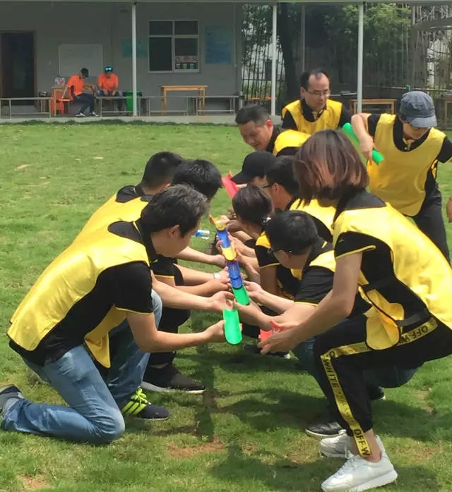 “向梦想出发” 九游会J9销售团建活动完善绽放